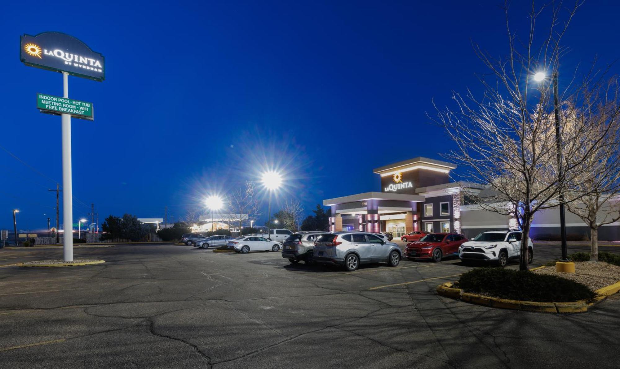 La Quinta Inn & Suites By Wyndham Fort Collins, Colorado Exterior photo